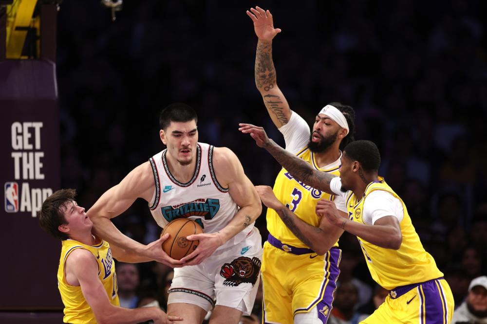 伤病虽然让 伤病虽然让